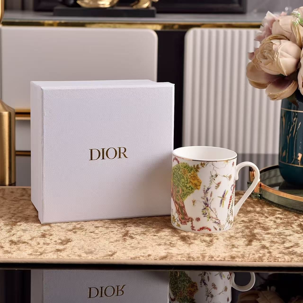 Dior mug